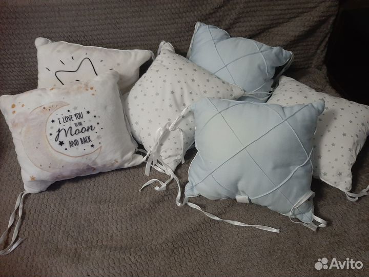 Продам подушки бортики для детской кровати 8 штук