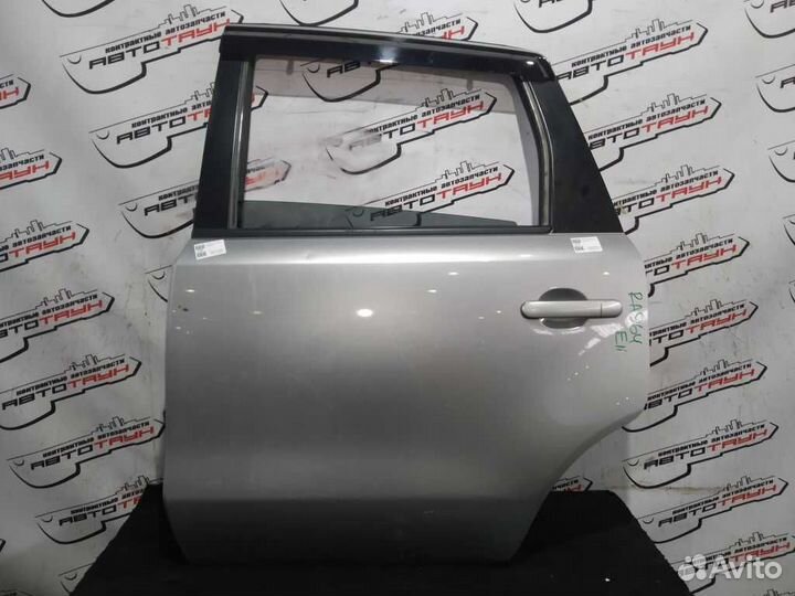 Дверь nissan note E11 NE11 ZE11 H210A1U6MA задняя
