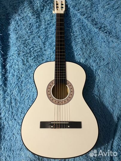 Гитара классическая