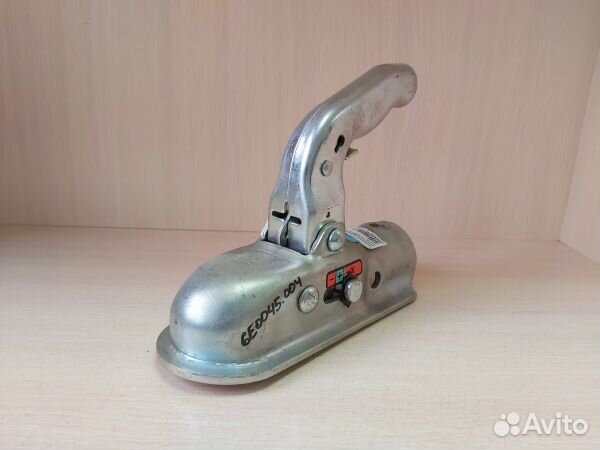 Замковое устройство прицепа d45 2000/100 кг K 20