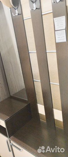 Вешалка с зеркалом Диана 4