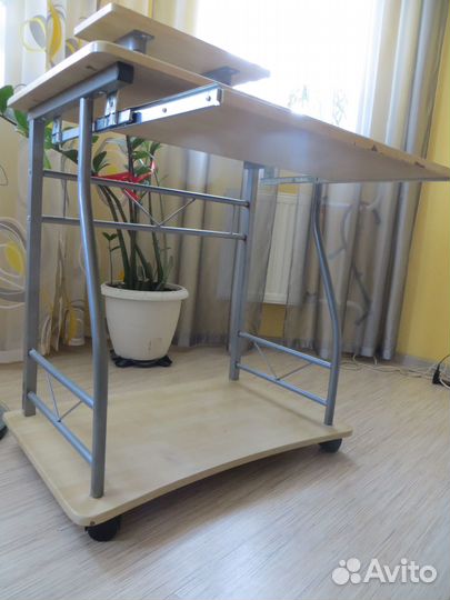 Компьютерный стол компактный бу