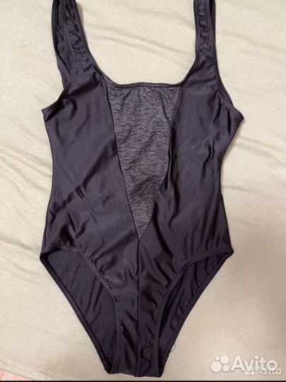 Купальник слитный