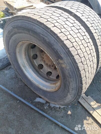 Резина 315 70 22.5 зад
