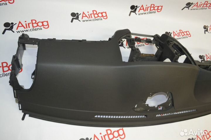 Торпедо панель приборов Mitsubishi Pajero 4