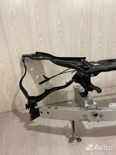 Телевизор (передняя часть) Mercedes Benz E350 W212