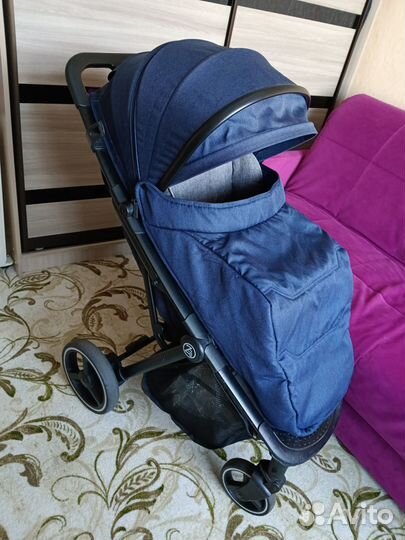 Коляска прогулочная Babyzz B100