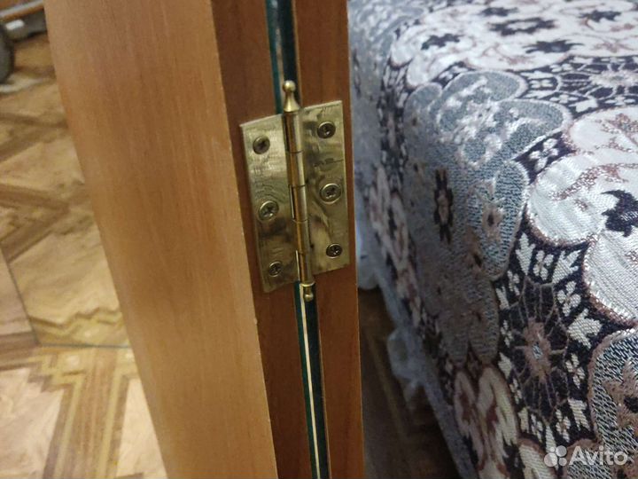 Зеркало на комод