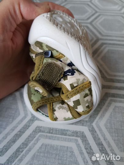 Сандалии Котофей 24