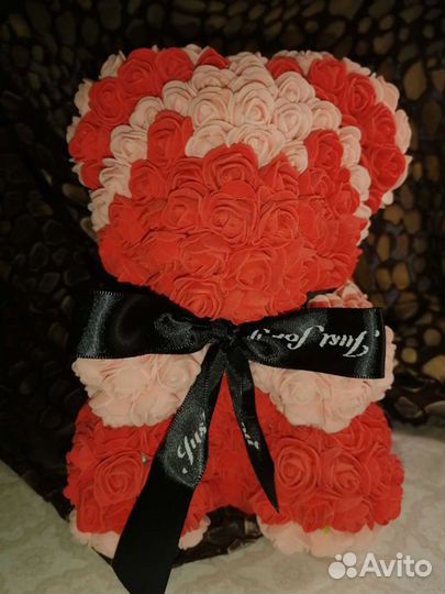 Мишка из роз