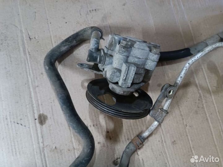 Насос Гура Nissan almera classic b10. 1.6