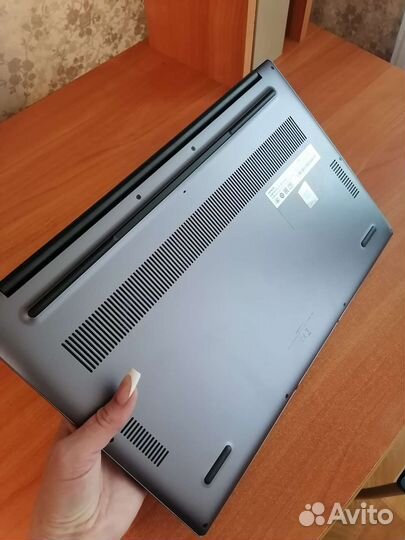 Honor magicbook x15 i3/8/256 новый