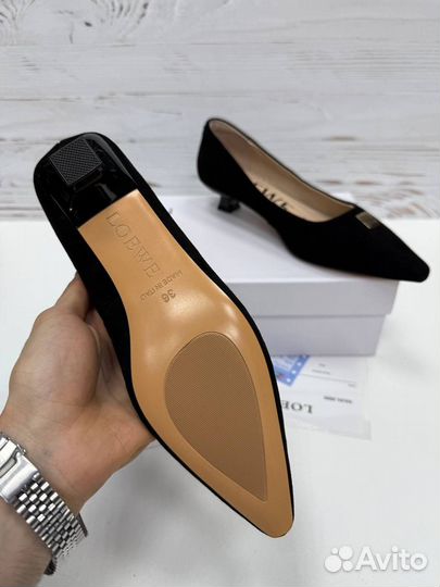 Балетки туфли на низком каблуке Loewe