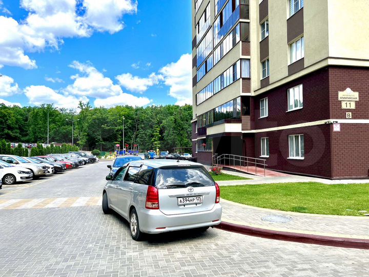 3-к. квартира, 100 м², 1/26 эт.