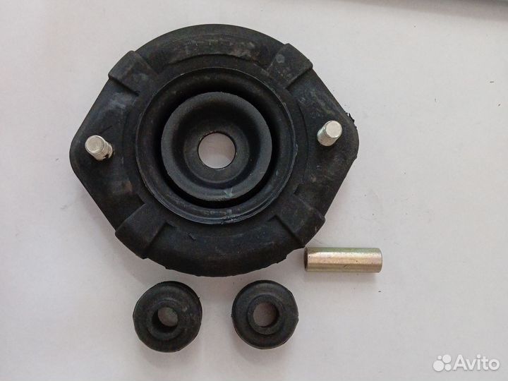 Опора амортизатора (чашка стоек)задняя