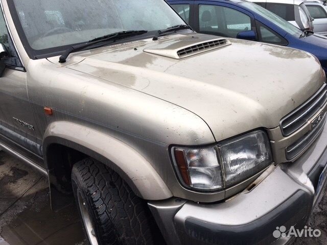 Разбор на запчасти Isuzu Trooper