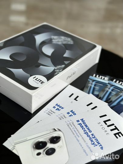 iPad Air(2022) Wi-Fi + Cellular 256GB