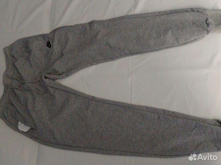 Спортивные штаны