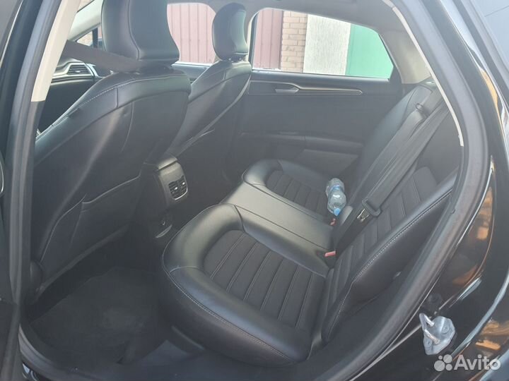 Ford Fusion (North America) 2.0 AT, 2016, 146 000 км