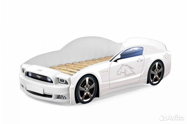 Детская кровать машина