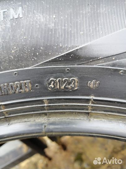 Formula Ice FR 215/65 R16 102T