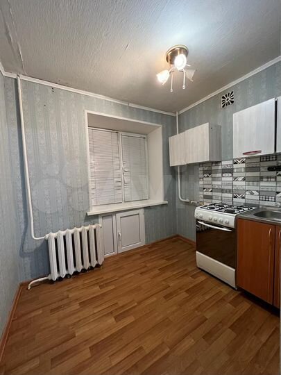 2-к. квартира, 44 м², 1/5 эт.