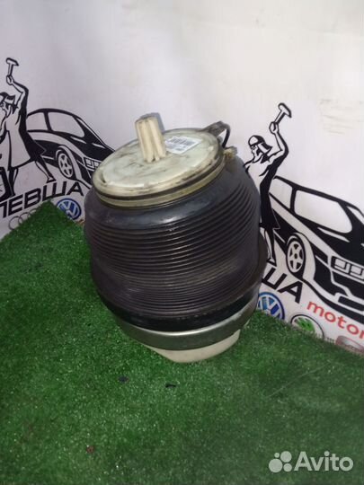 Пневмобаллон задний Audi A6C6 4F