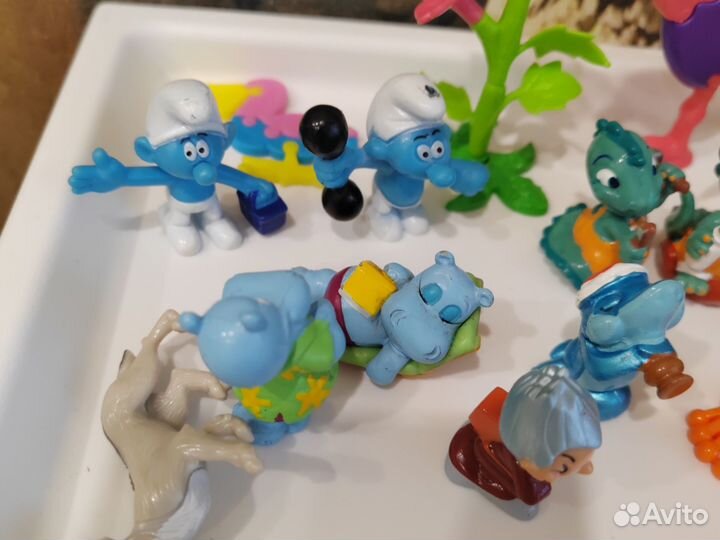 Фигурки из киндер сюрпризов