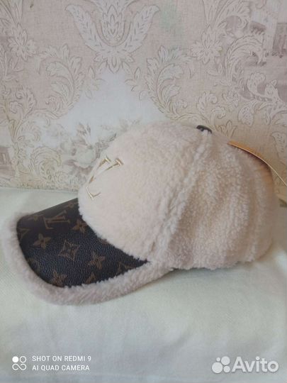 Кепка меховая женская