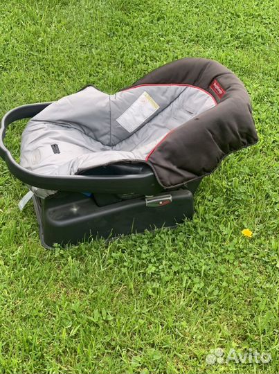 Коесло автомобильное для ребенка 0-9 мес