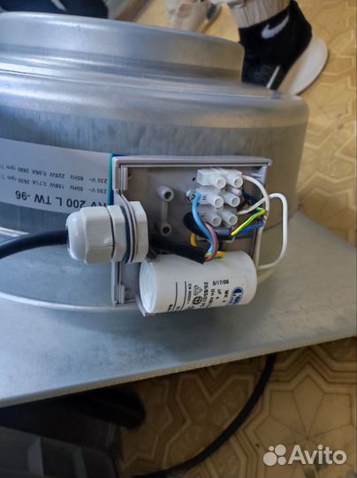 Канальный вентилятор systemair kv200