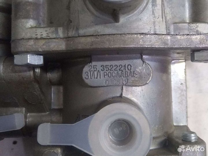 ЗИЛ клапан упр. Тормозами