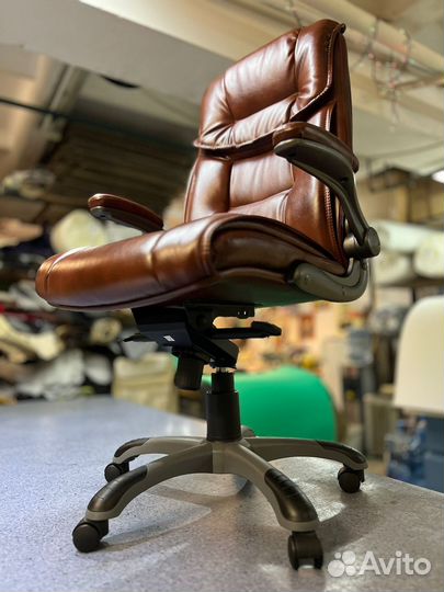 Компьютерное кресло