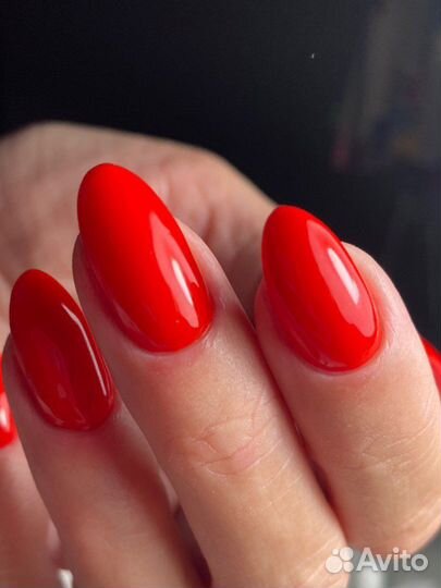 Маникюр педикюр