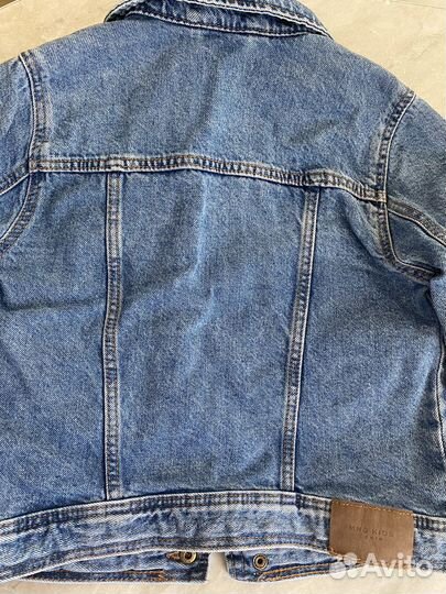 Куртка джинсовая