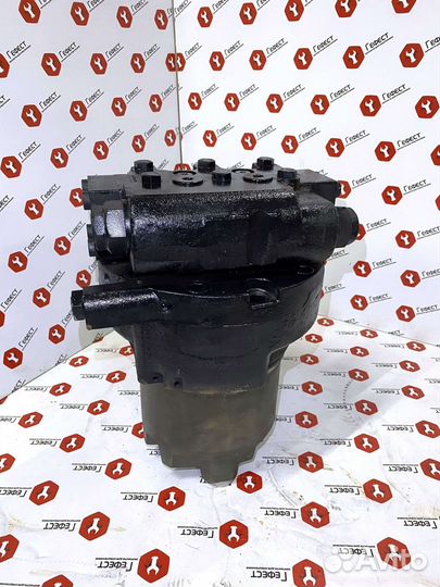 Мотор хода CAT 320DFM 215-9952