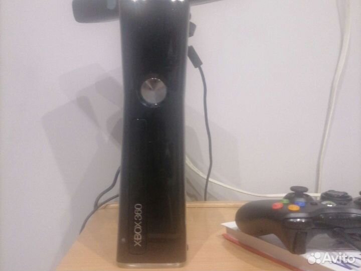 Xbox 360 slim freeboot с кинектом