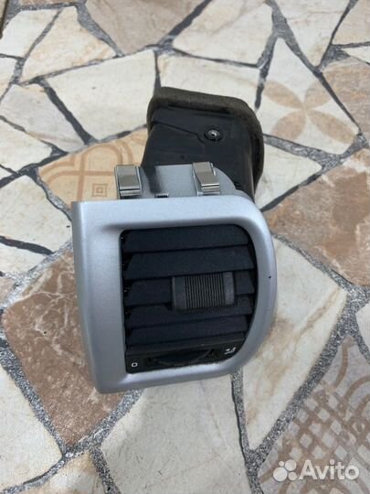 Дефлектор воздушный Skoda Fabia хэтчбэк 1.4 BXW