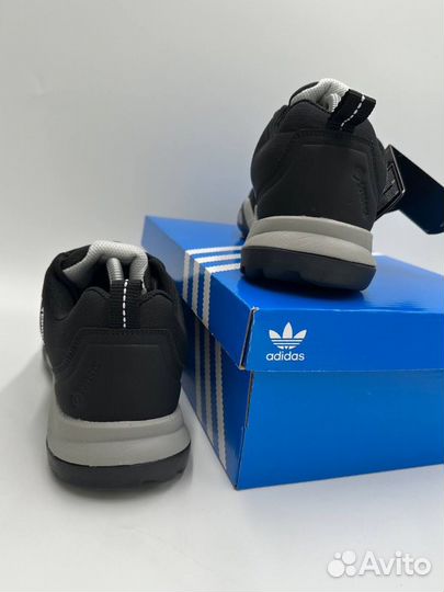 Adidas мужские кроссовки