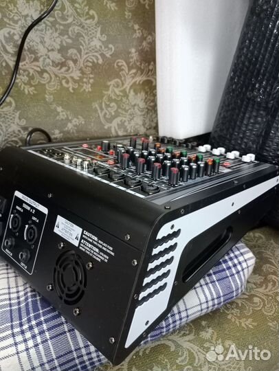 Активный микшерный пульт. yamaha новый 2/450вт