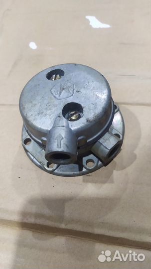 Головка бензинового насоса в сб. 51А-1106015