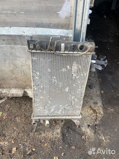 Радиатор охлаждения Opel Omega B