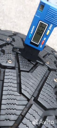 Pirelli Ice Zero 215/65 R17 103T