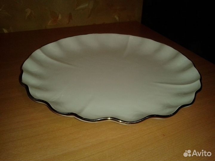 Блюдо новое (33*33*3,5 см) в упаковке