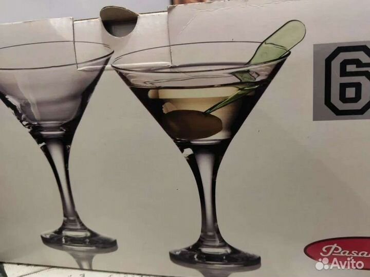 Бокалы под мартини