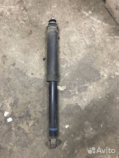 Задняя стойка Toyota Corolla 150/151