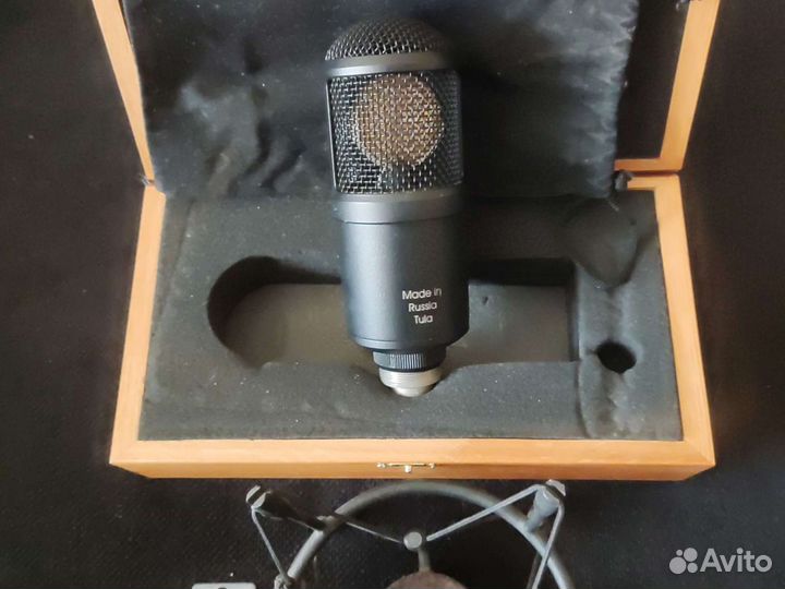 Студийный конденсаторный микрофон Октава мк-519