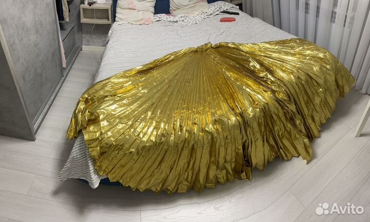 Крылья золотые для танцев