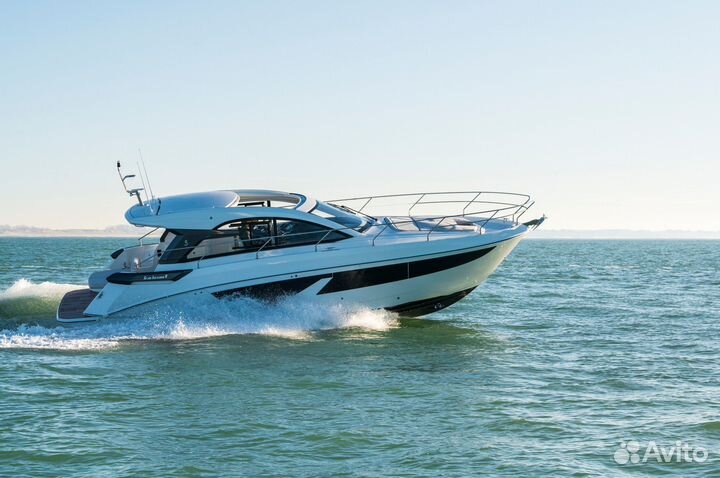 Моторная яхта Beneteau Gran Turismo 41