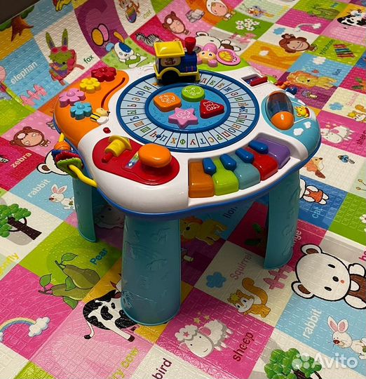 Развивающий интерактивный столик